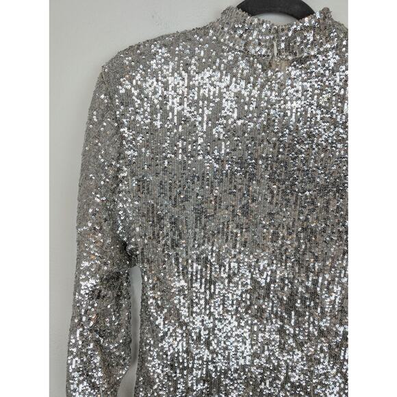 Ronny Kobo Lauper Dress Mini Sequin V Neck New Years Glam Sexy Silver Size S - Picture 9 of 16